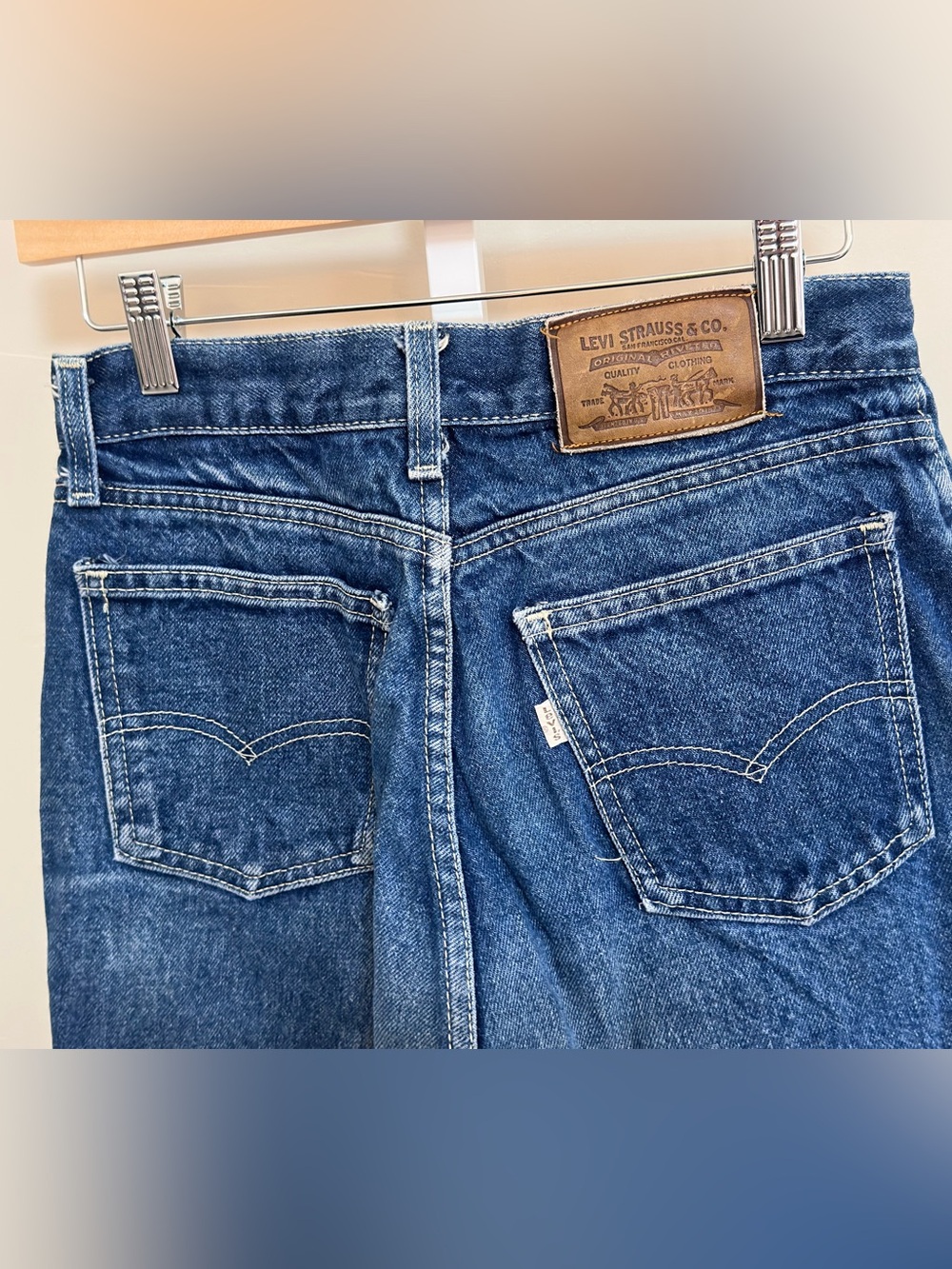 Vintage Levi’s 525 White Tab Jeans 28 High Rise Straight Tapered 80s - Picture 2 of 8